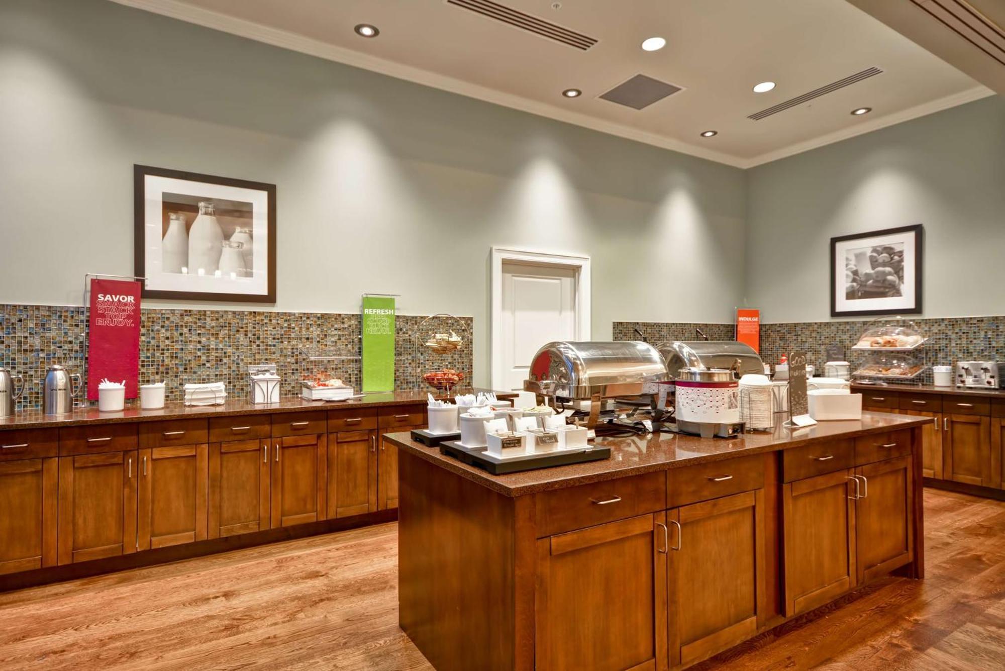 Hampton Inn & Suites Charleston Airport Север Чарлстон Экстерьер фото